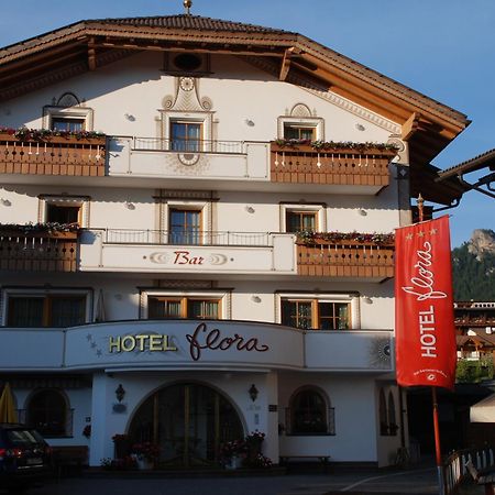Hotel Flora Selva di Val Gardena Exterior foto
